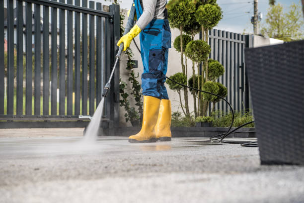 Why Choose Our Certified Pressure Washing Experts for Your Project Needs in Homosassa Springs, FL?